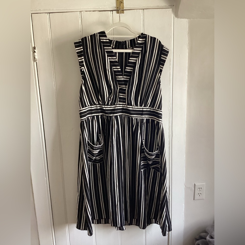 YOINS Black and White Striped Midi Dress
